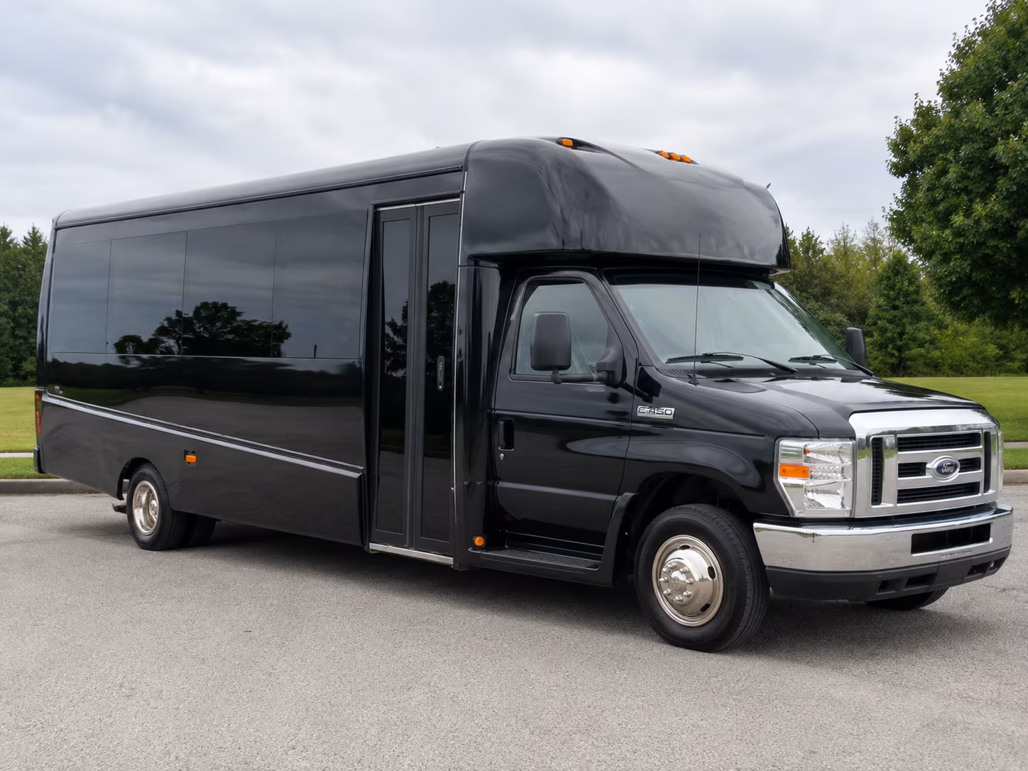 charter buses for large cherry hill prom groups heading to philadelphia