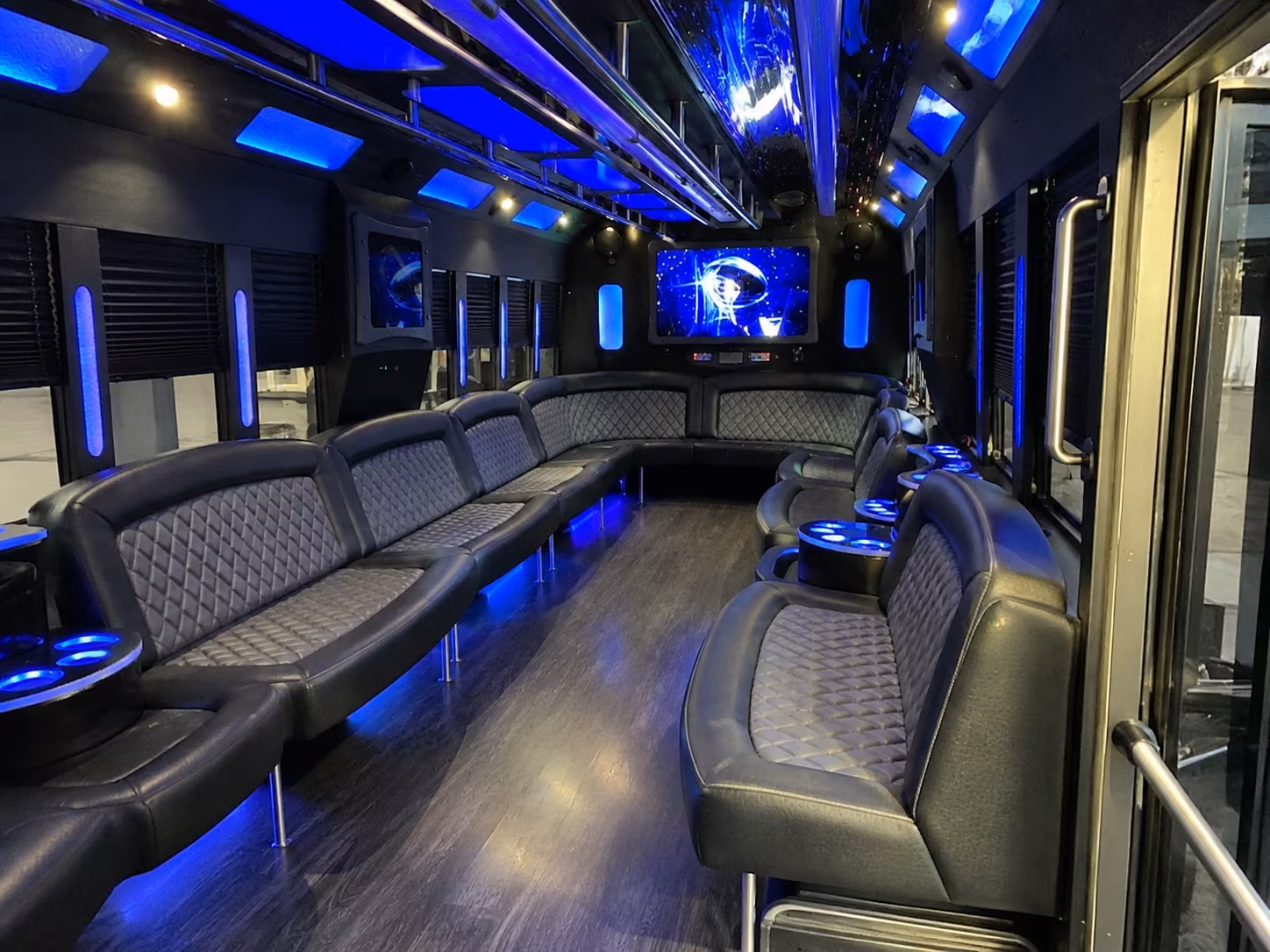 cherry hill 28 passenger party bus interior