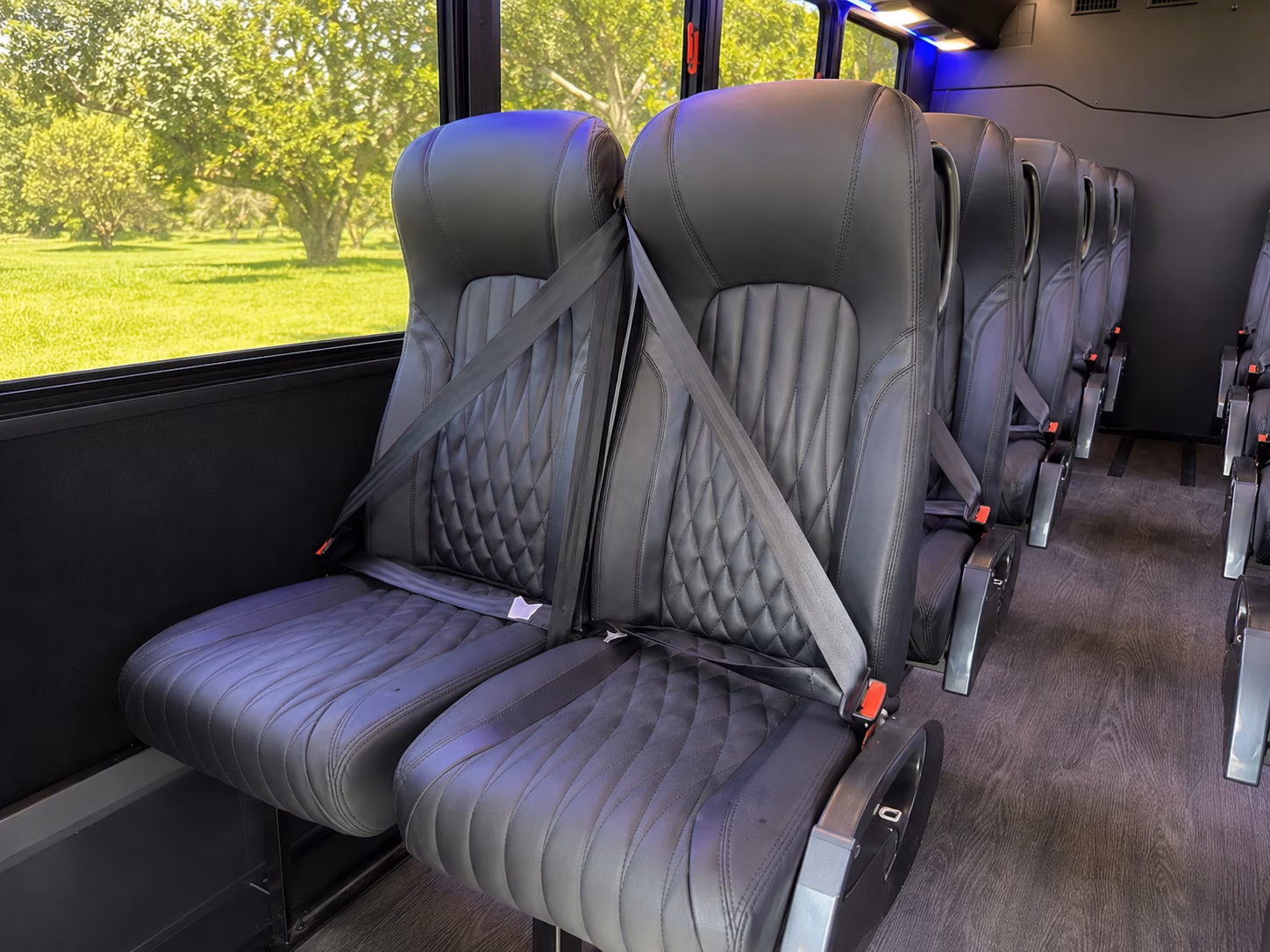 minibus rentals for brandywine valley winery tours from cherry hill