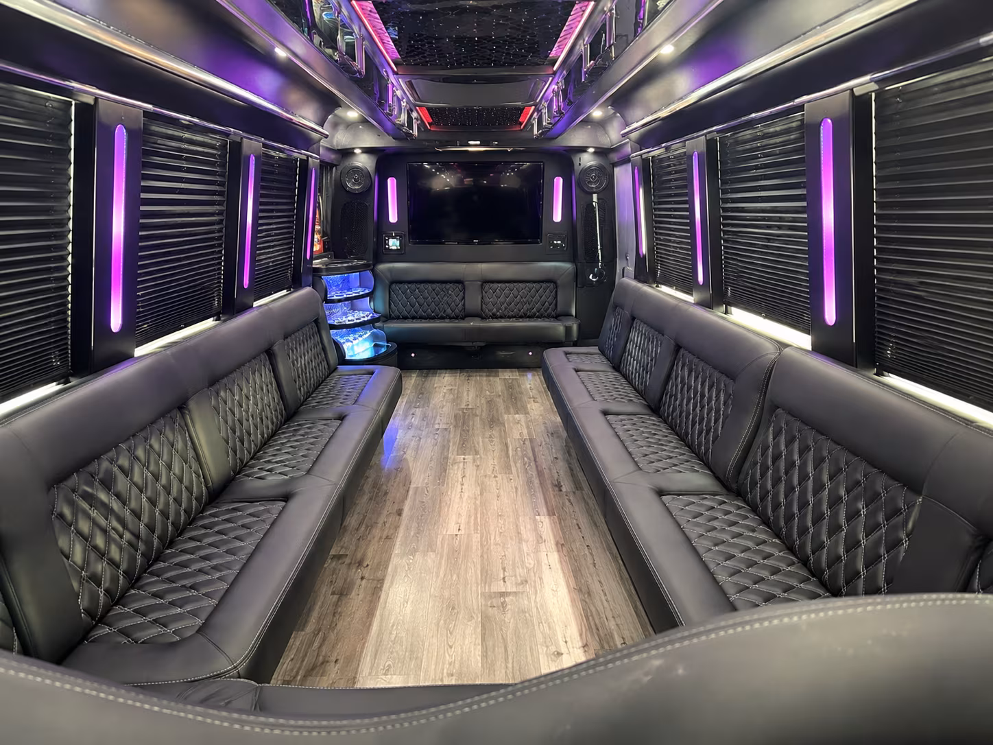 party buses and charter buses to eagles phillies flyers and sixers games