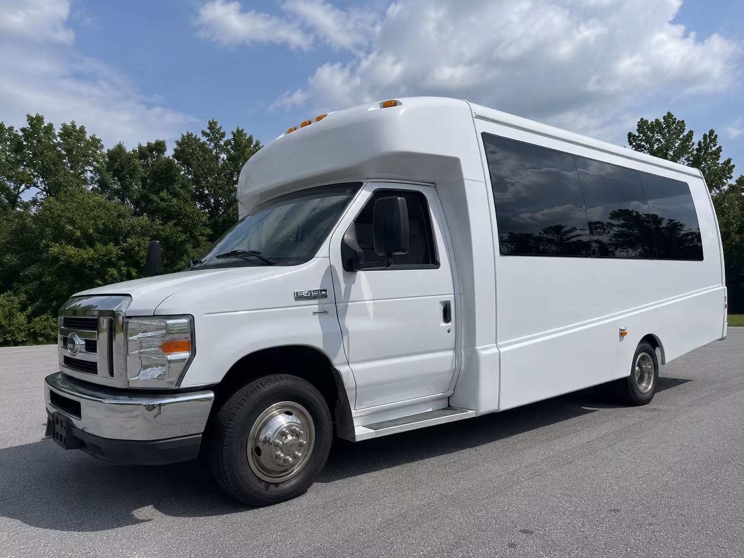 philadelphia sports venues cherry hill party bus rental